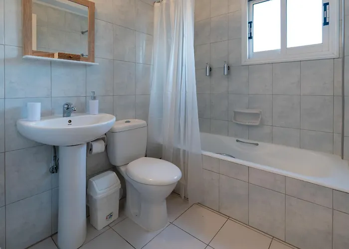 H&o Limnaria Quite And Peaceful Apartamento Pafos